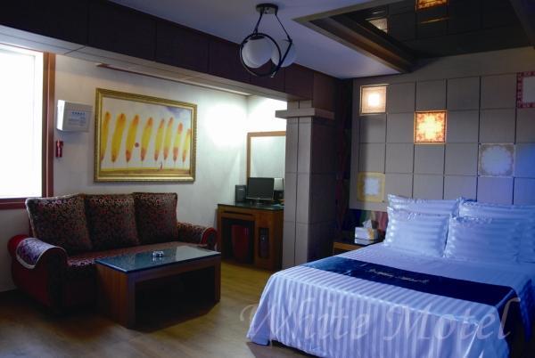 White Motel Sodong Luaran gambar